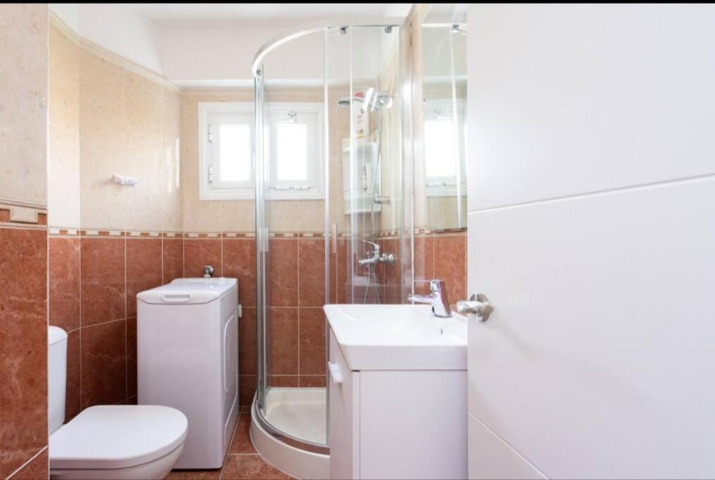 Vivienda Vacacional Rosaini Los Cristianos  Dış mekan fotoğraf